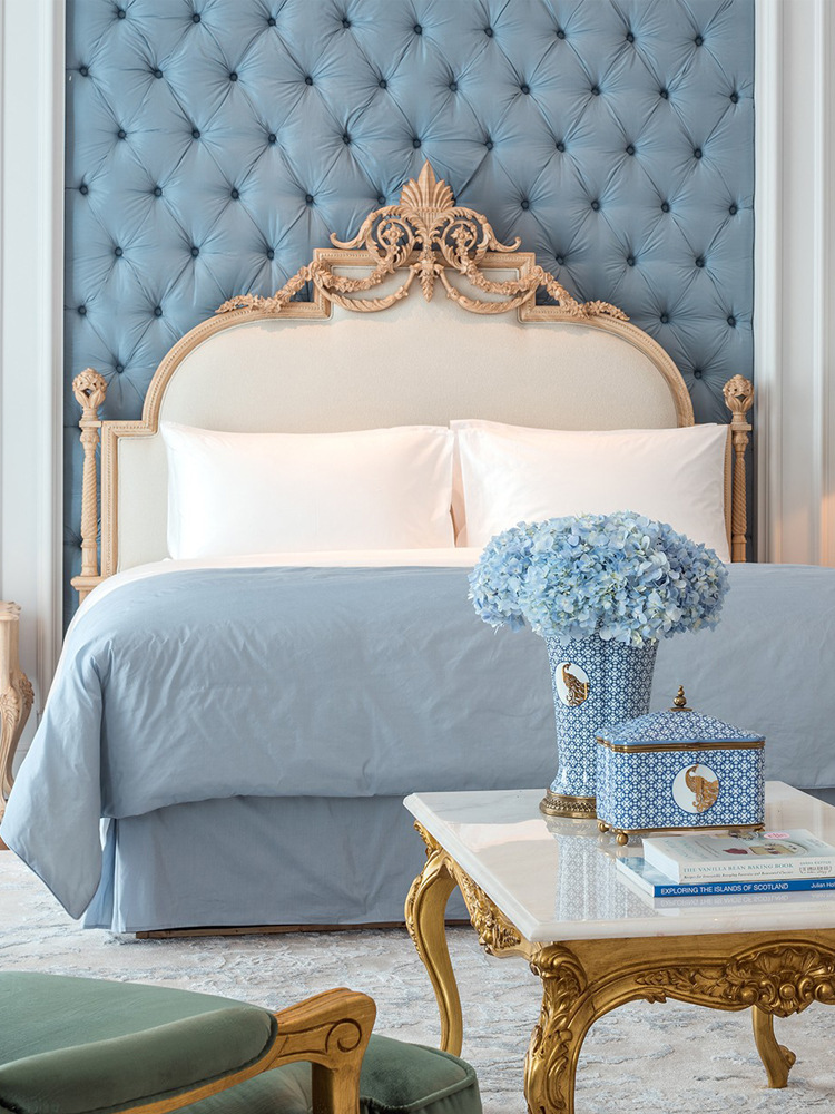 可狄 定制轻奢法式经典实木婚床美式白蜡木双人床手工雕花2米别墅布艺