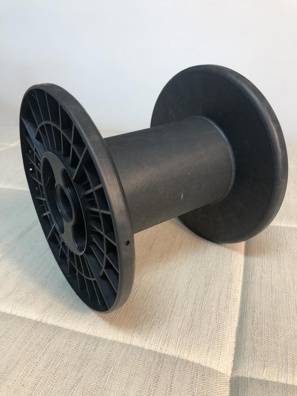 公牛电线盘电线电线缆绕卷缠圈线盘空盘线滚子轮工字盘绳索收纳架放线