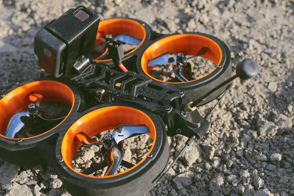 3寸涵道穿越机mxcaycan室内46s涵道pnpbnf穿越机套机定制款4s高清图传