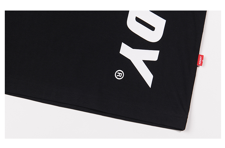 nerdy2021年夏季新款潮牌街头时尚情侣圆领纯棉百搭大logo短袖t恤男浅