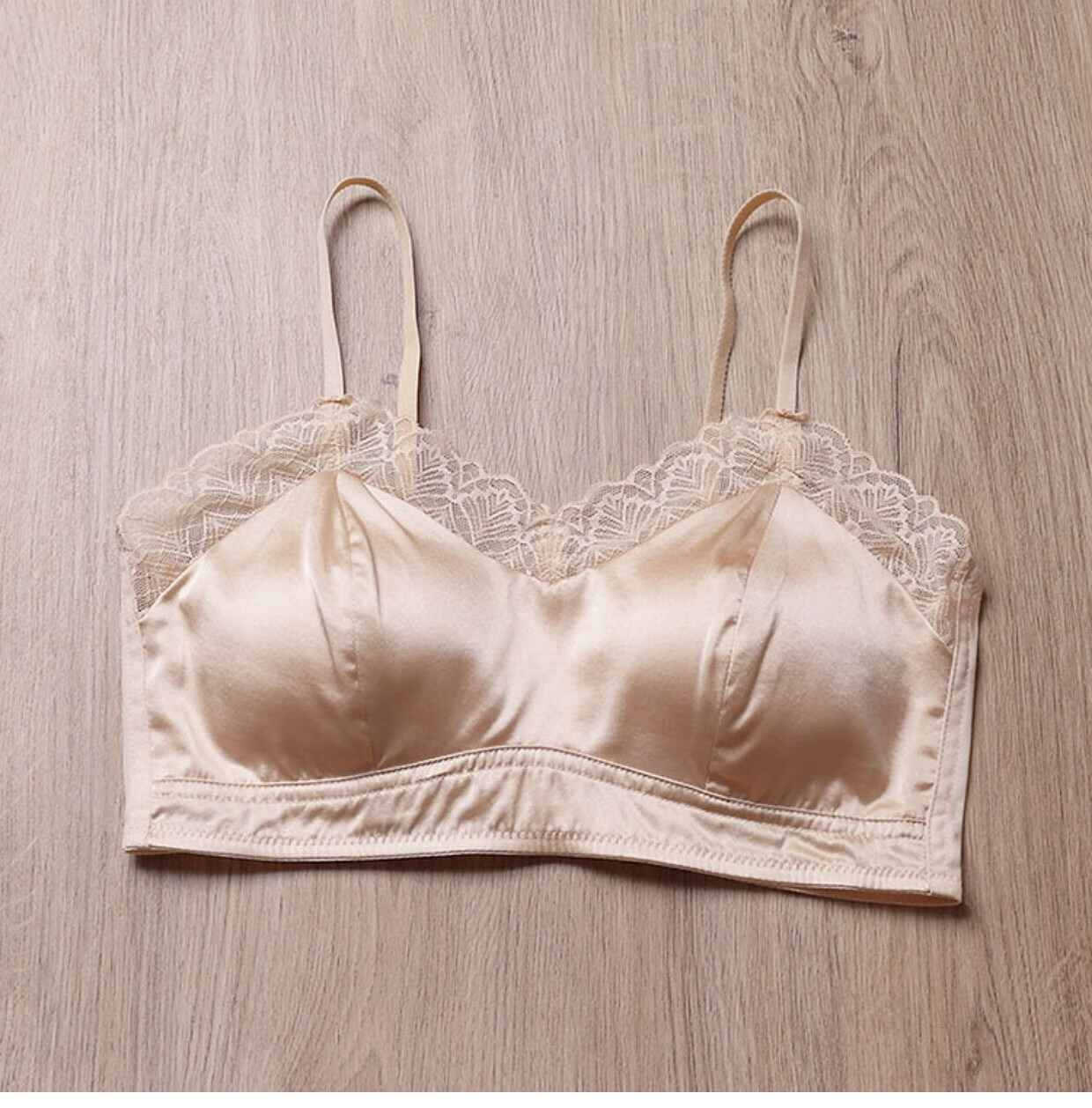 维多利亚心菲痒防走光吊带仿 真丝文胸无钢圈薄款天少女桑抹胸内衣女