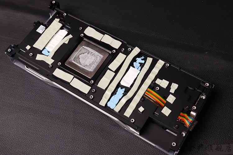 300导热垫固态硅脂散热片硅胶笔记本显存m2硬盘显卡背板贴 长200mm*宽