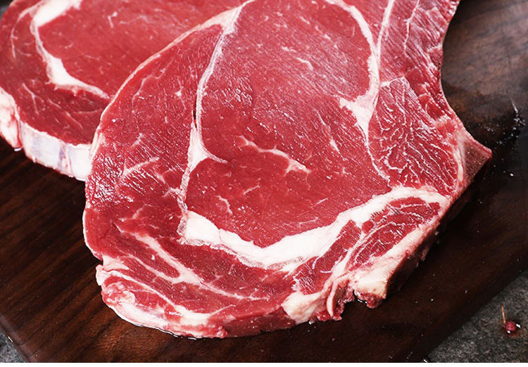 新鲜现切战斧牛排超厚切带骨眼肉家庭装原切超大战