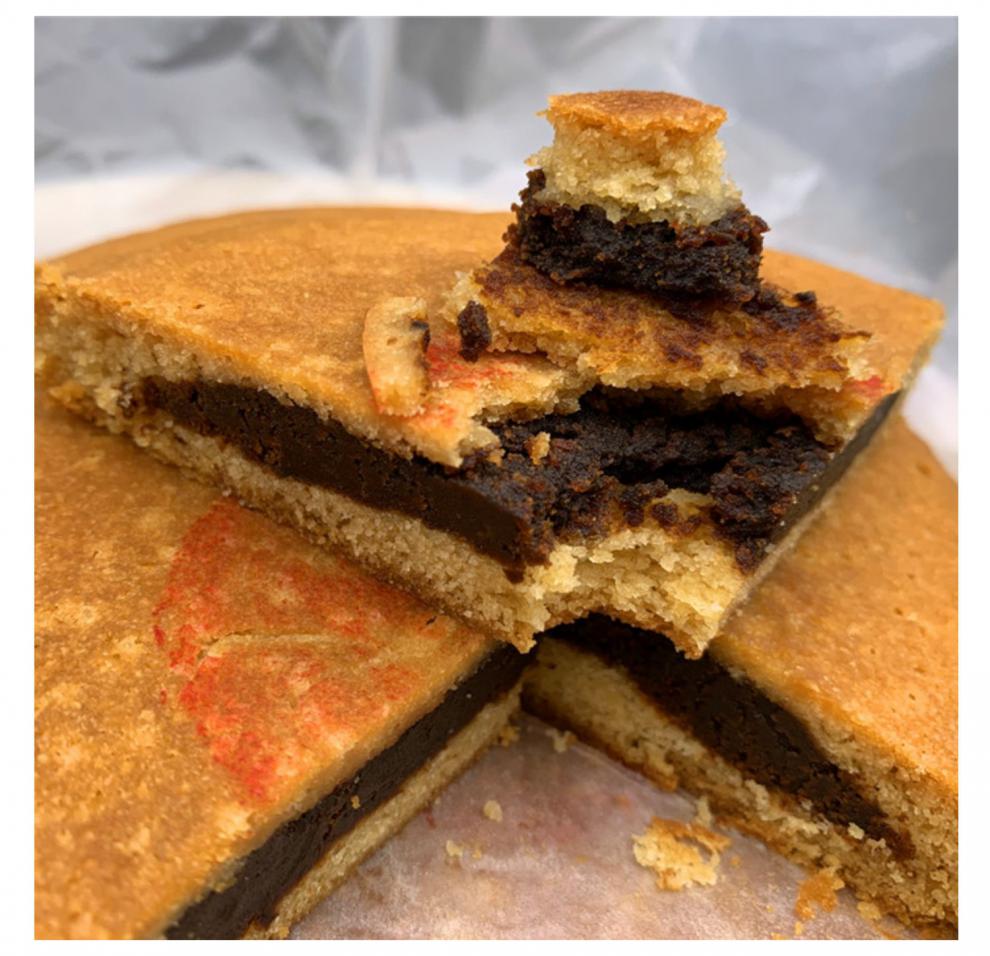 橙伯乐 云南特产临沧永德原老贸易公司火腿月饼豆沙白糖鸳鸯2个装400