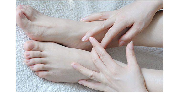 脚膜去死皮老茧足膜嫩脚后跟干裂脱皮嫩白足部护理美白保湿脚部套6包