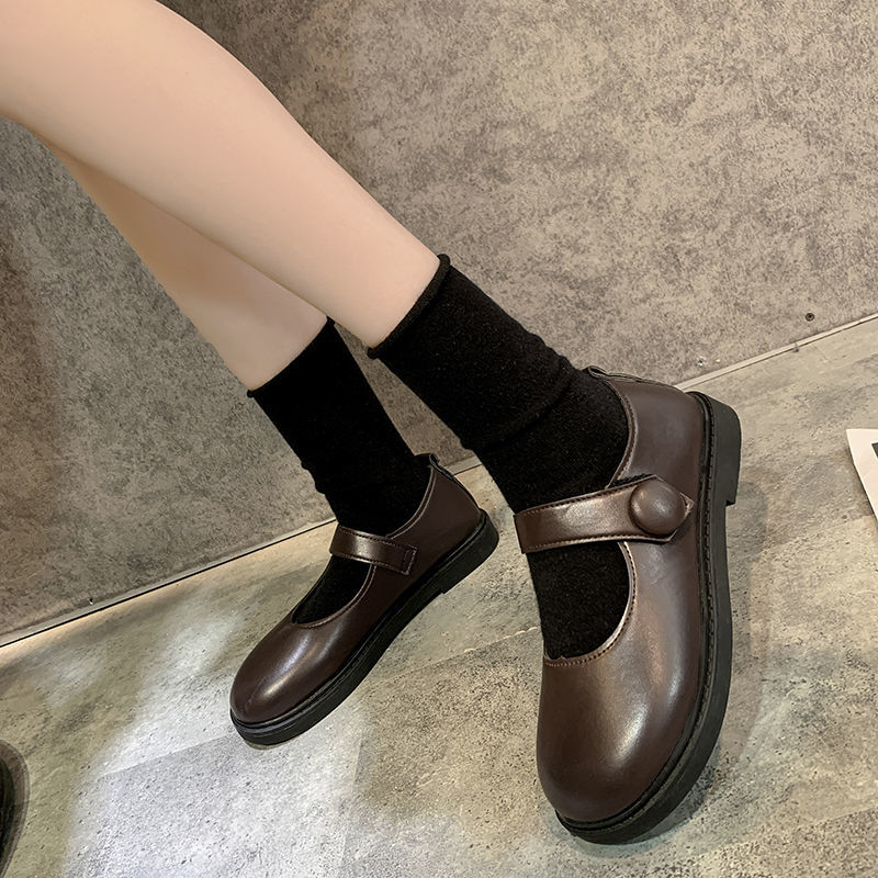 秋季软妹大头皮鞋日系圆头女学生百搭娃娃鞋平底学院风jk鞋子制服亮黑