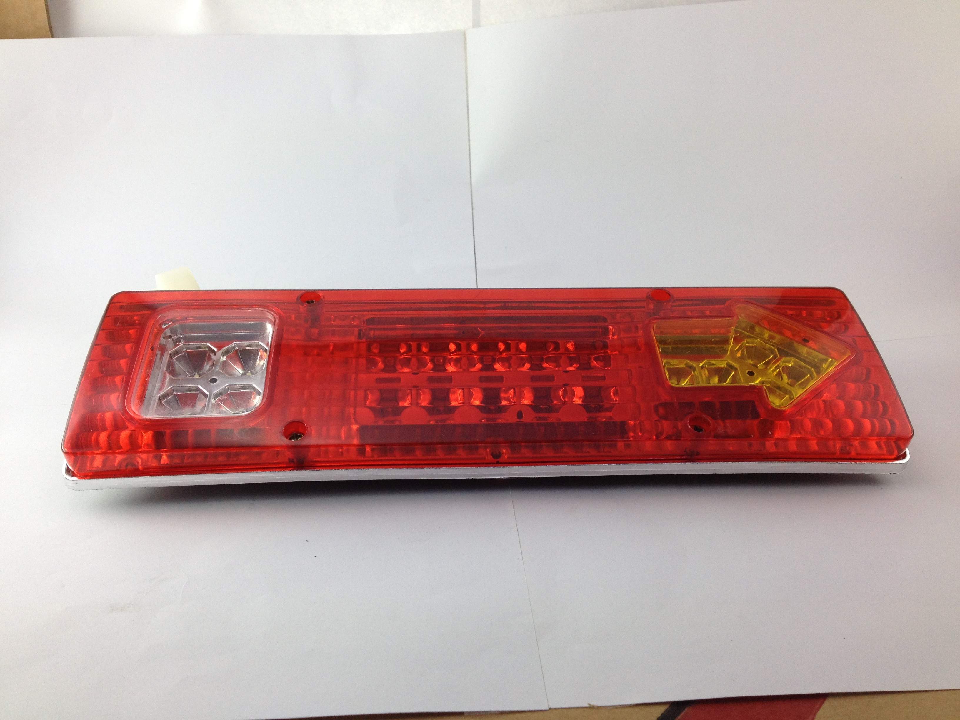 电动三轮车led后尾灯总成通用转向灯刹车灯行车灯倒车灯12v48v60vled