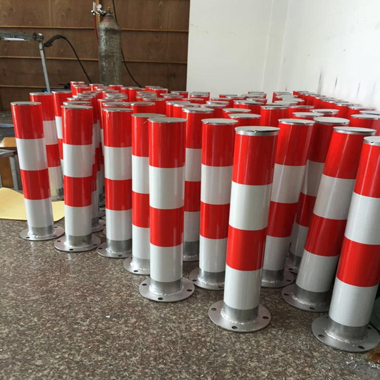 镀锌钢管警示柱立柱反光防撞桩加厚预埋式固定隔离桩路口警示桩预埋