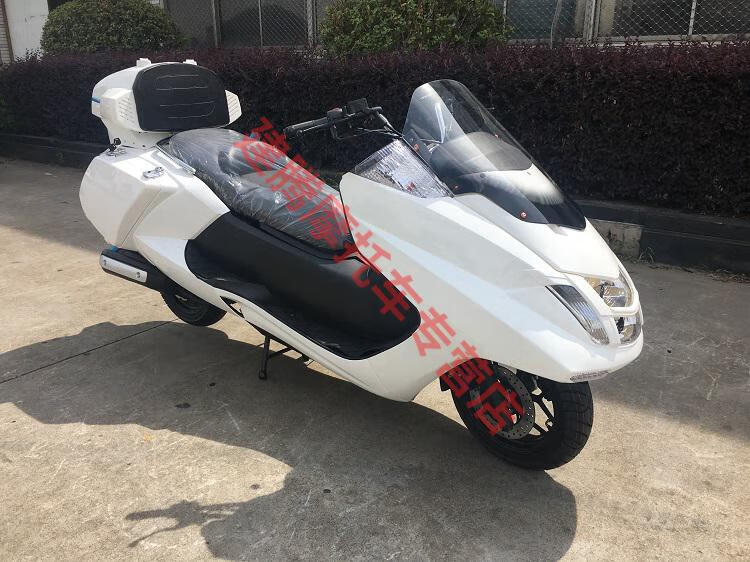 定制全新巡洋舰t2大型踏板车摩托车跑车国四电喷可上牌可货到付款燃油