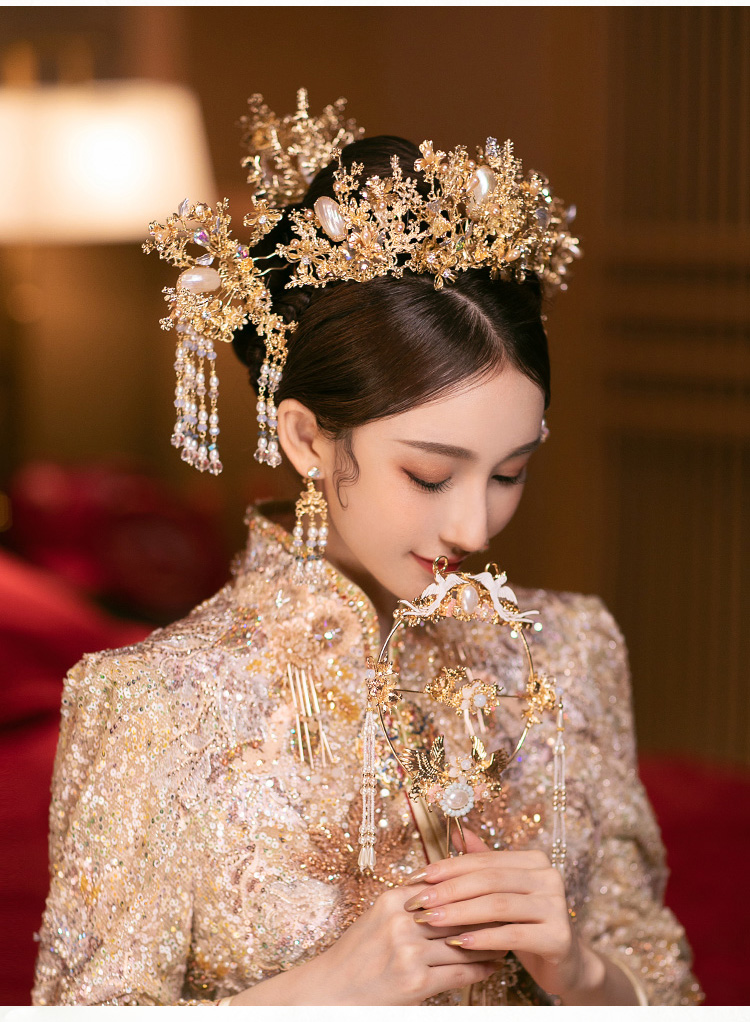 凤冠头饰成品新娘发饰中式婚礼民族风凤冠头饰古装金色华丽大冠秀禾服