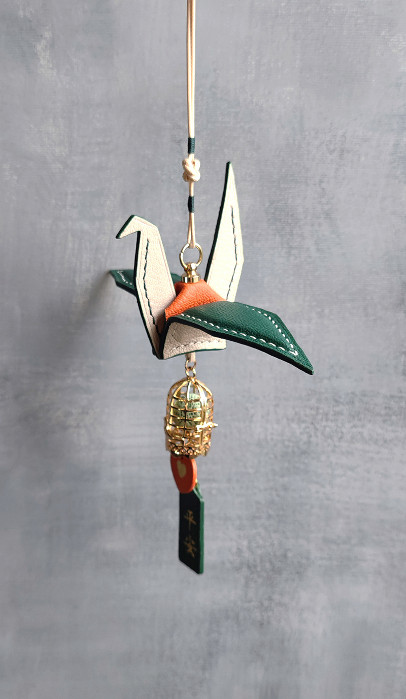 创意千纸鹤汽车挂件车内吊饰品车载香薰保平安后视镜男女神款 抖音网