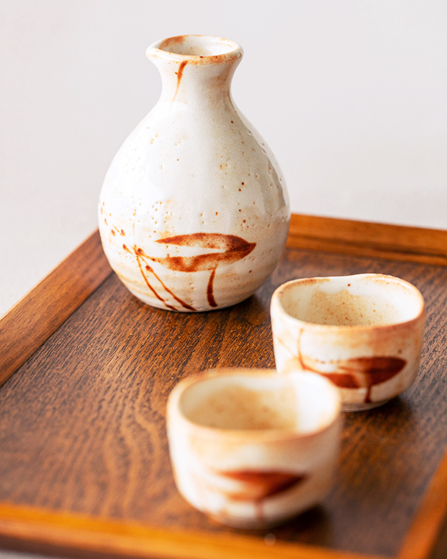 日本清酒酒具日本制美浓烧志野烧粗陶酒壶清酒壶白酒壶小酒杯复古日式