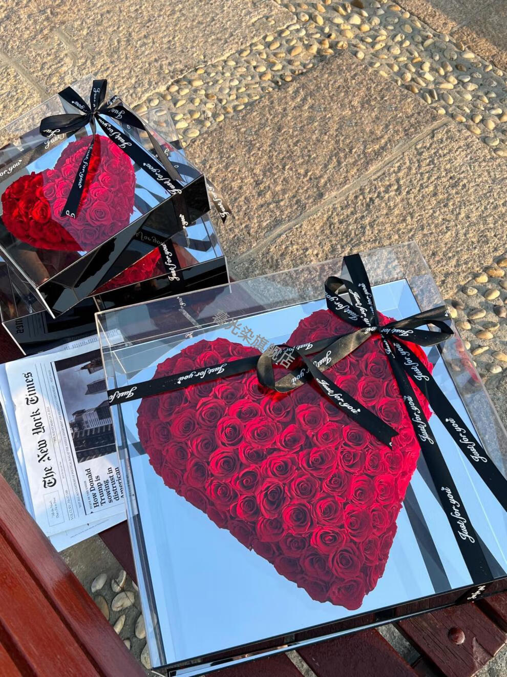 女神 520情人节求婚生日表白送女朋友99朵爱心玫瑰永生花礼盒镜面礼物