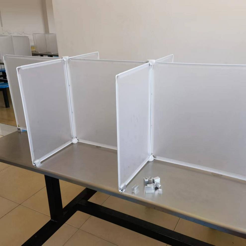 窗户卡扣限位器锁扣固定安全锁移窗推拉窗固定器儿童防坠装置 宽度8