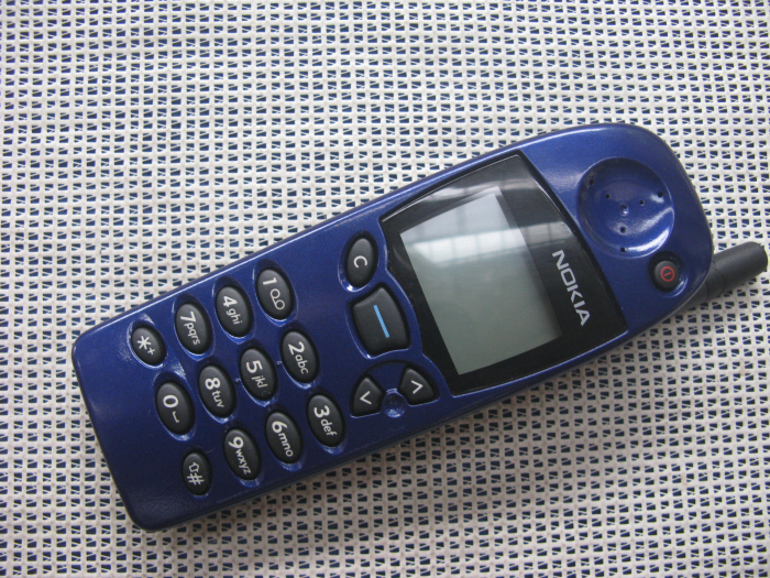 nokia诺基亚5110原装经典怀旧老人学生古董老款机移动黄色主机2电池