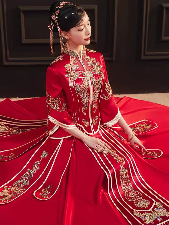 禄禄仔秀禾服新娘结婚新款高定中式婚纱显瘦影楼同款出阁敬酒夏季女