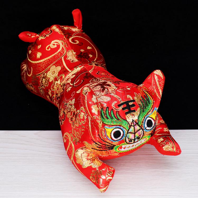 老虎枕头手工刺绣民俗特色手工艺刺绣布老虎双头虎头枕平安满月宝宝