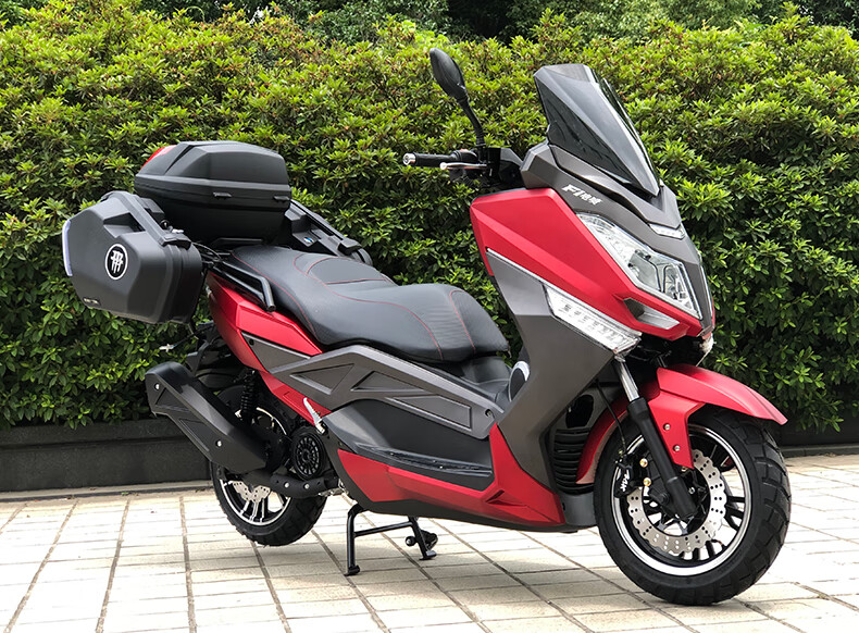 马杰斯特t9摩托车国四电喷大踏板150cc巡洋舰燃油车可上牌踏板车时尚