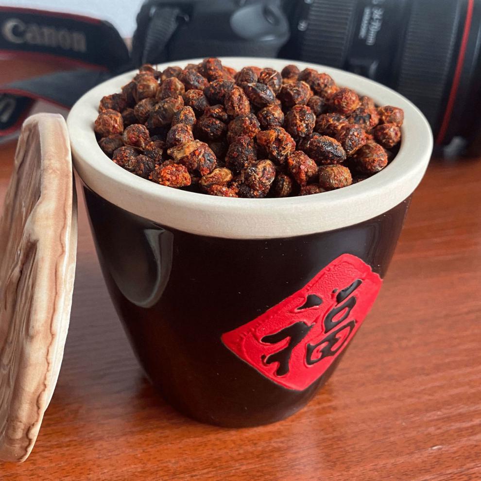 邳州农家自制干盐豆子徐州土特产草捂臭盐豆香辣酱豆