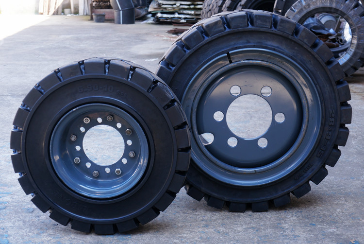 叉车轮胎实心胎后650-10前28x9-15合力杭州3吨叉车充气轮胎 650-10