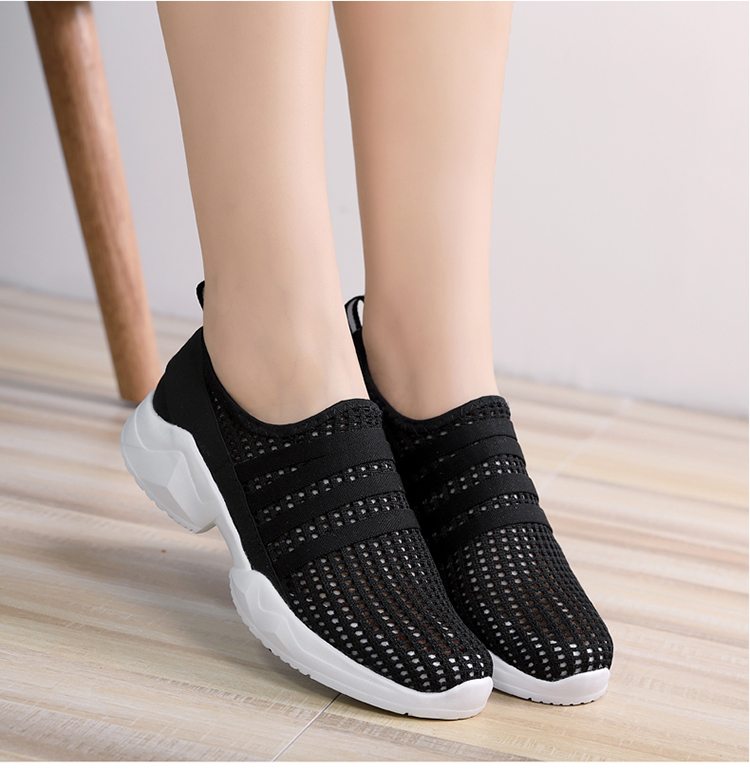 码女鞋夏季镂空网面运动鞋41-43脚宽胖透气加大号妈妈鞋 黑色d 46偏大