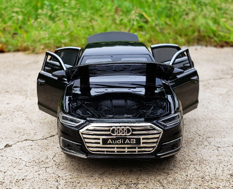 奥迪a8车模1:18奥迪a8l仿真合金汽车模型金属车模型声光回力玩具车