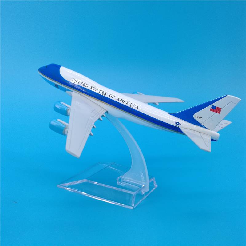 美国空军一号飞机模型 16cm美国专机空军一号波音b747飞机模型摆件