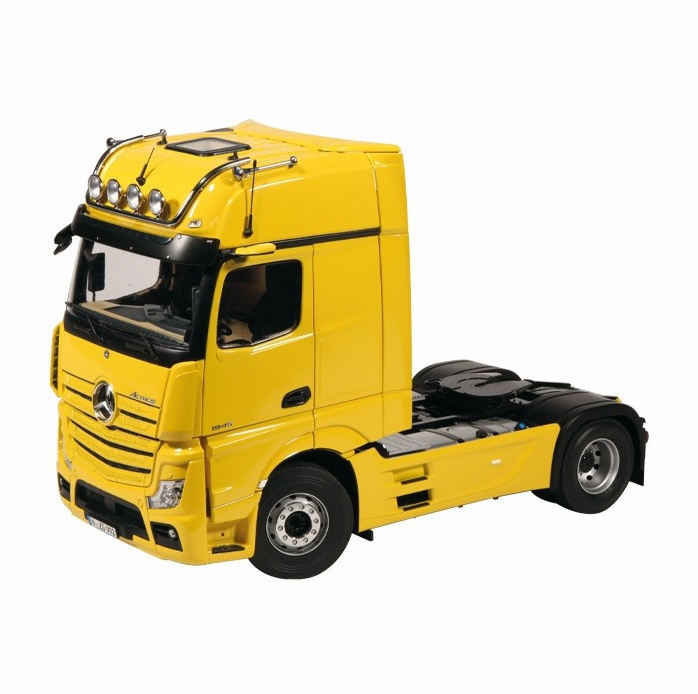 1:18 集装箱模型yang ming 涂装40尺货柜奔驰拖头拖架套车模 蓝色