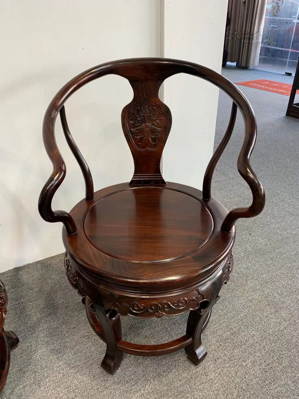 厂家;15659550920转转椅大批发,福建莆田仙游红木家具之乡,厂家直销.