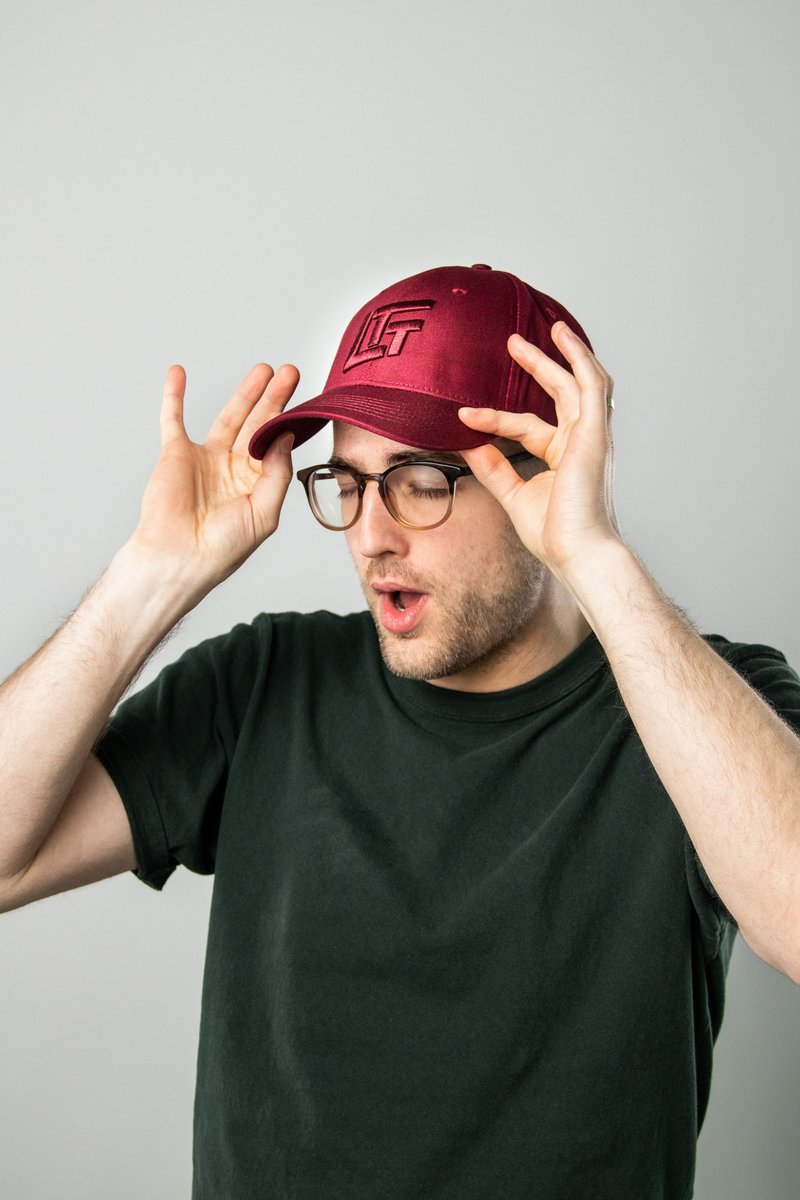 预定ltt周边老莱数码博主帽子创意弯檐帽棒球帽鸭舌帽纯净黑均码