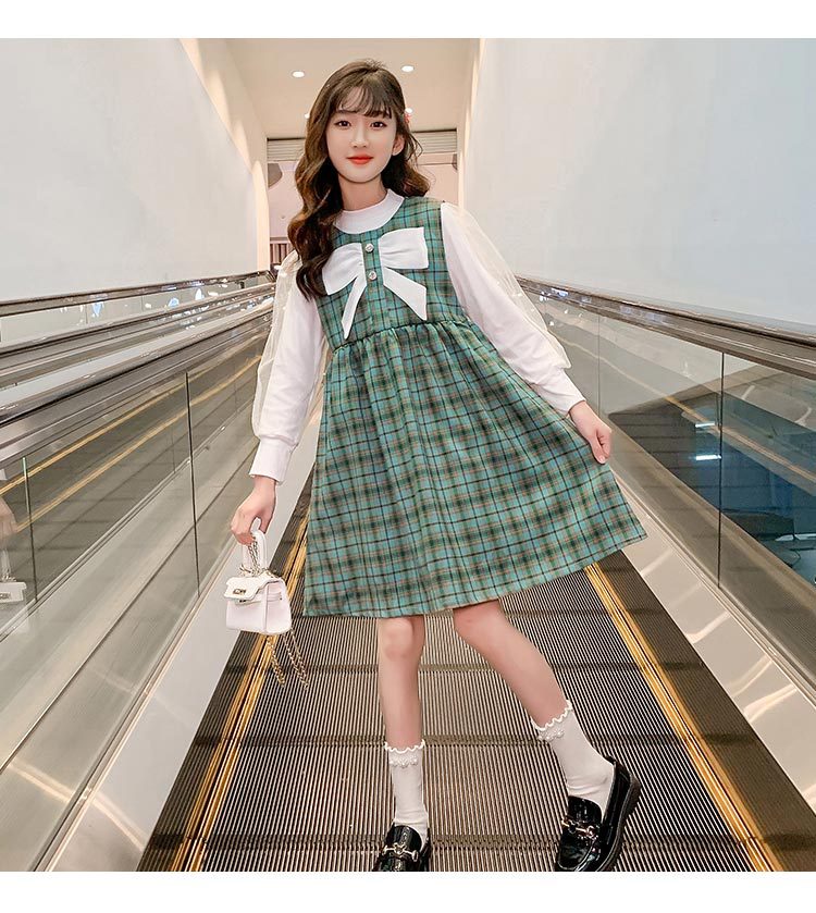 0kg店铺:豹排旗舰店商品编号:10062444159001商品名称:女童衣服秋季