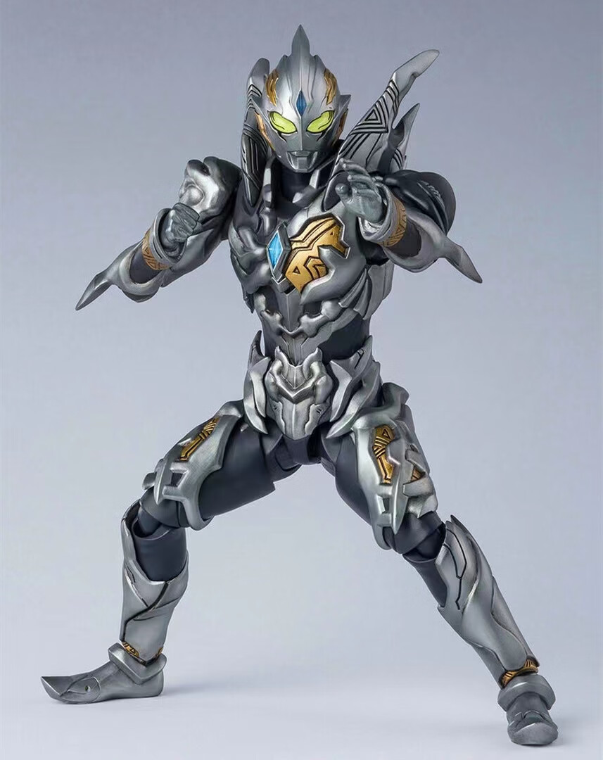 万代(bandai)无限黄金赛罗奥特曼玩具shf可动人偶模型特利迦泽塔男孩