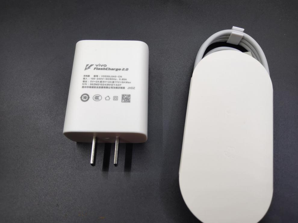 vivo x60pro原装充电器数据线33w极速闪充耳机手机充电器 x60pro包装