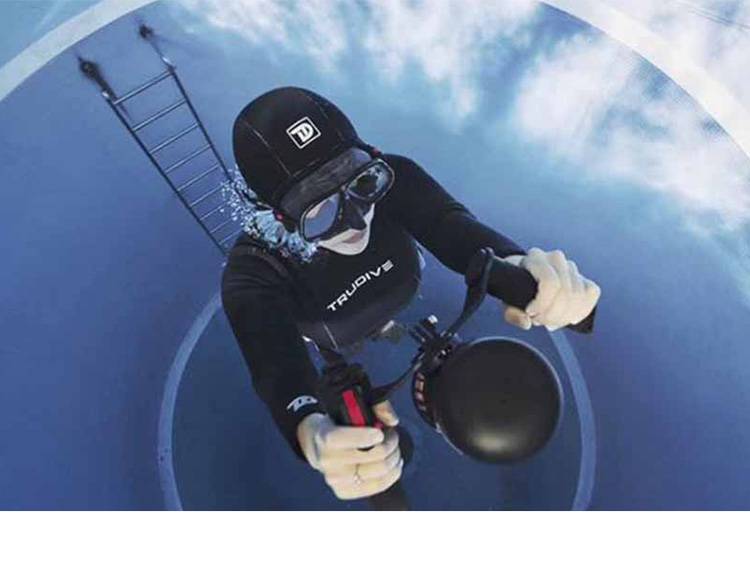 游泳助推器lefeet水下推进器潜水助推器游泳助力器便携电动戏水浮潜