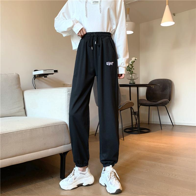 大码哈伦裤女春秋宽松卫裤胖mm直筒束腿裤学生休闲运动长裤萝卜裤白色