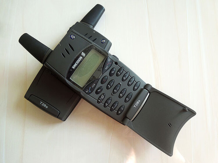 【精选好货】爱立信 t28sc 经典弹盖手机 古董收藏怀旧手机 老式手机