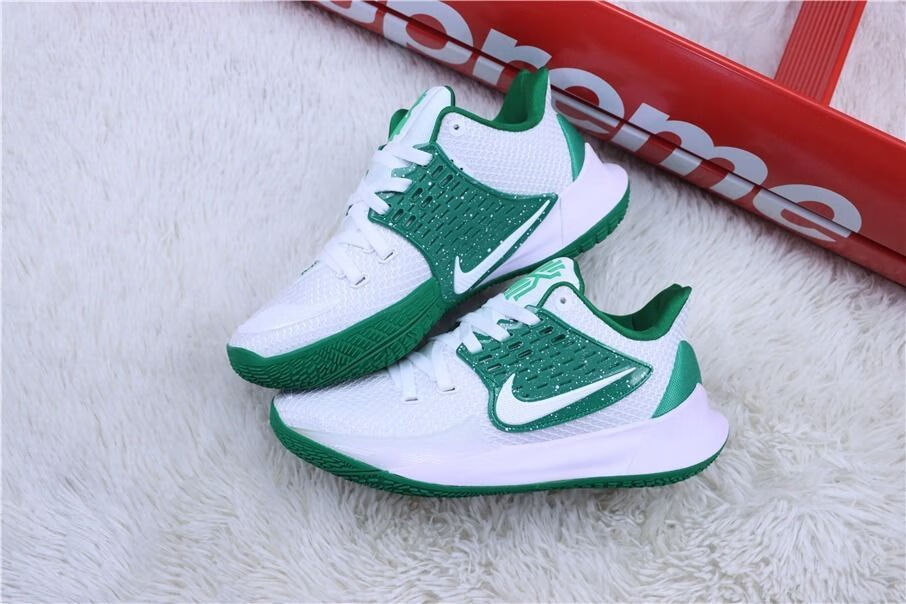 【官方旗舰店】欧文2代篮球鞋kytie low2 珊迪蟹老板白彩奶油涂鸦男女