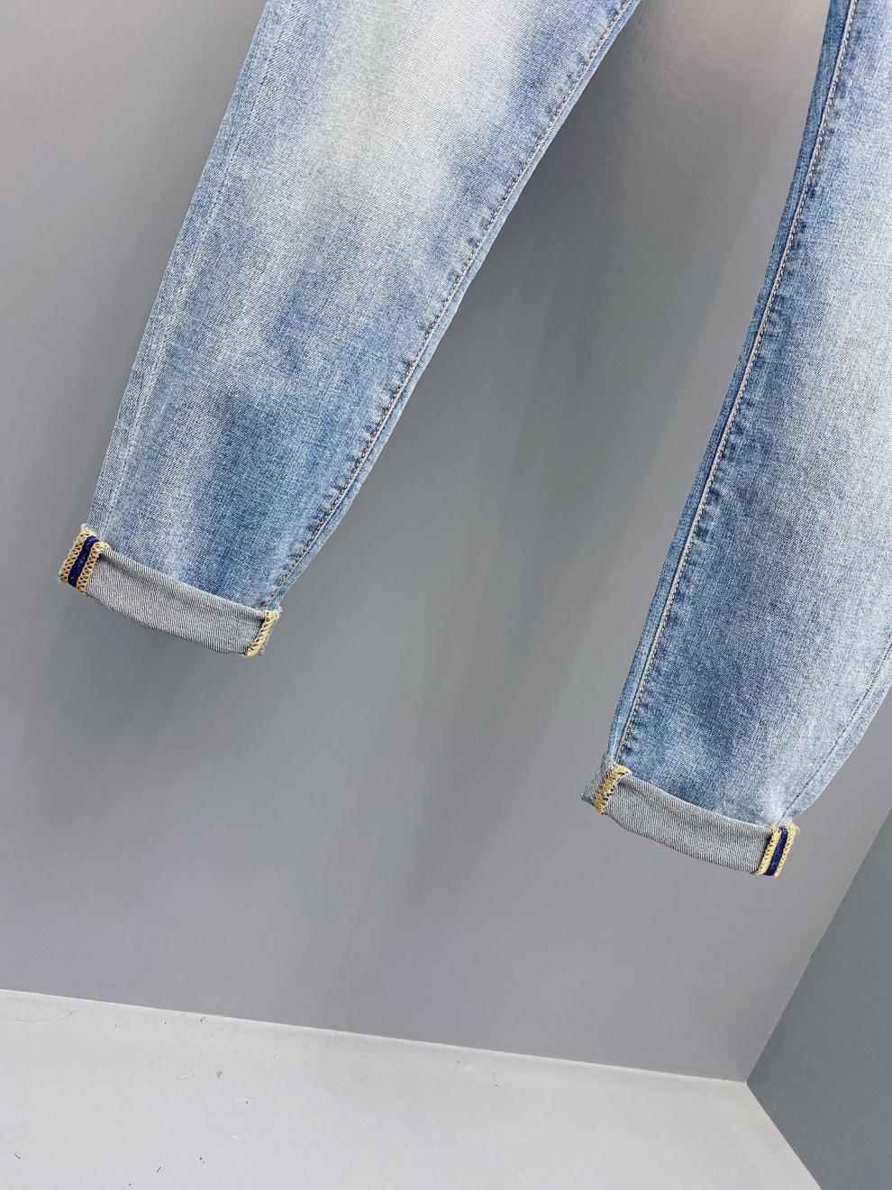 瓦萨琪 美杜沙 美人头欧美潮牌男装青年长裤刺绣水洗休闲小脚牛仔裤男