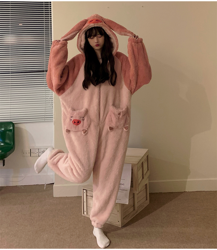 连体睡衣女秋冬加厚珊瑚绒法兰绒学生甜美可爱卡通动物连帽家居服背带