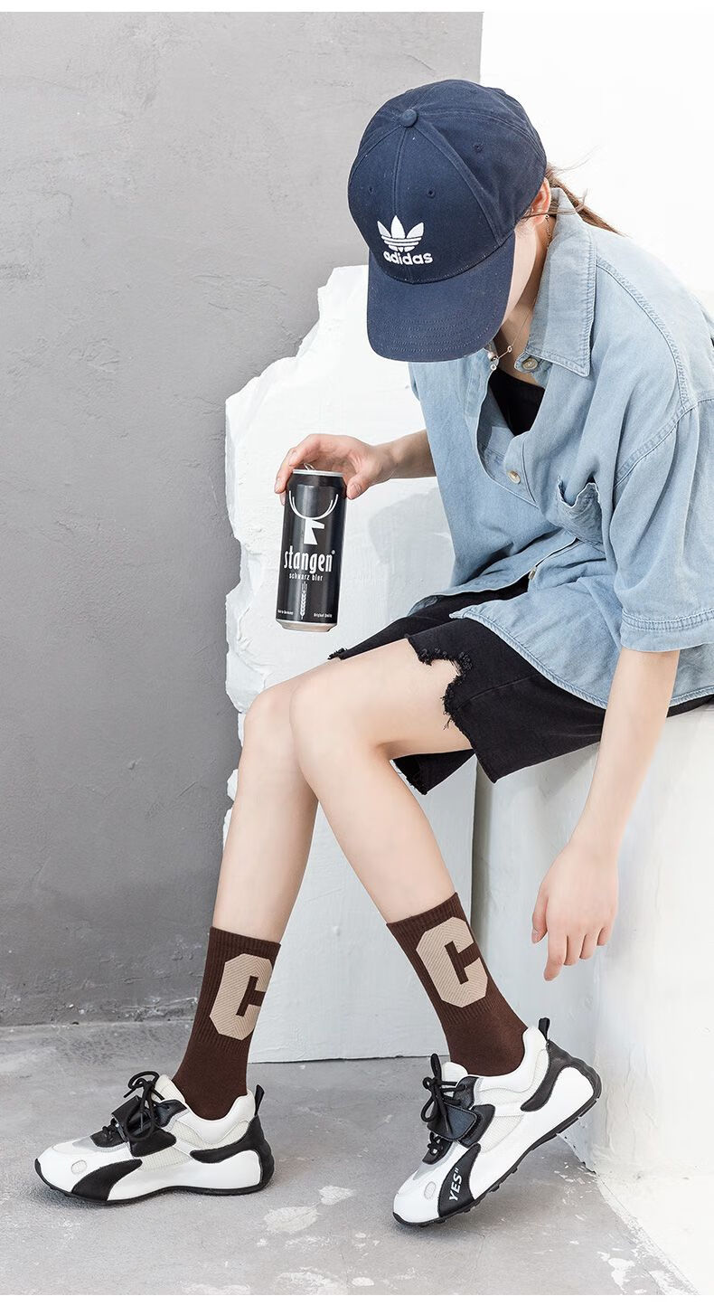 长袜女高筒袜彩色大c字母袜子女秋冬新款中筒棉袜ins