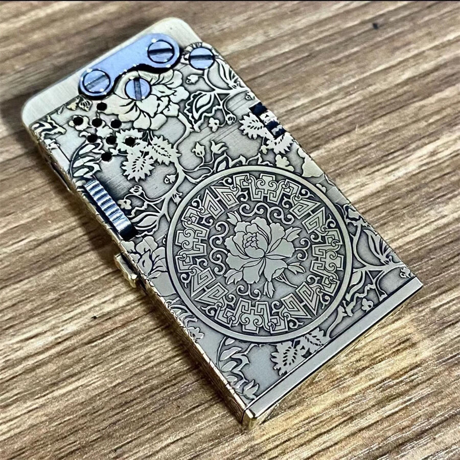 zip·po龙舌打火机手工保险弹射古董黄铜龙舌精雕复古送礼煤油打火机
