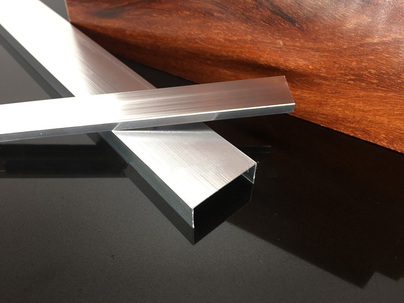 玫瑰金铝合金u型卡槽水晶槽封边条瓷砖橱柜扣条生态免漆板收边条 银色