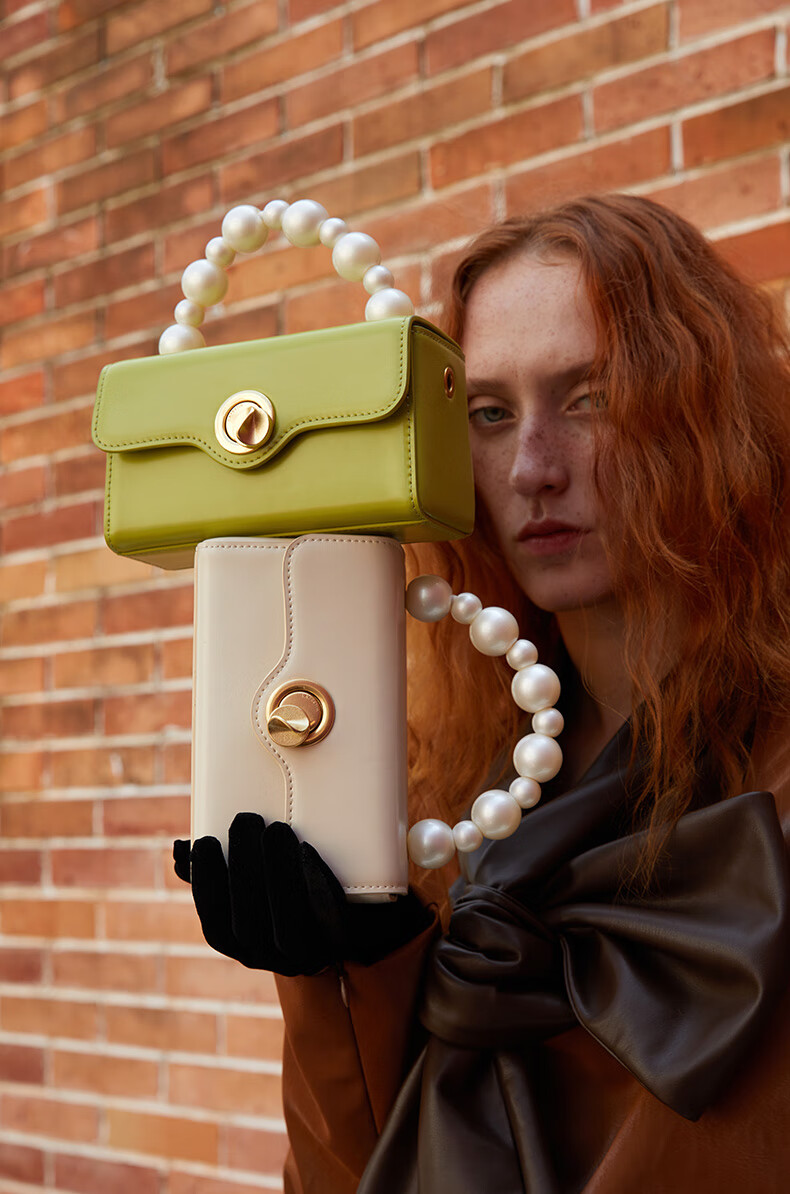 拉菲斯汀包包2021秋冬新款ins小众手提小方包时尚单肩手提链条包