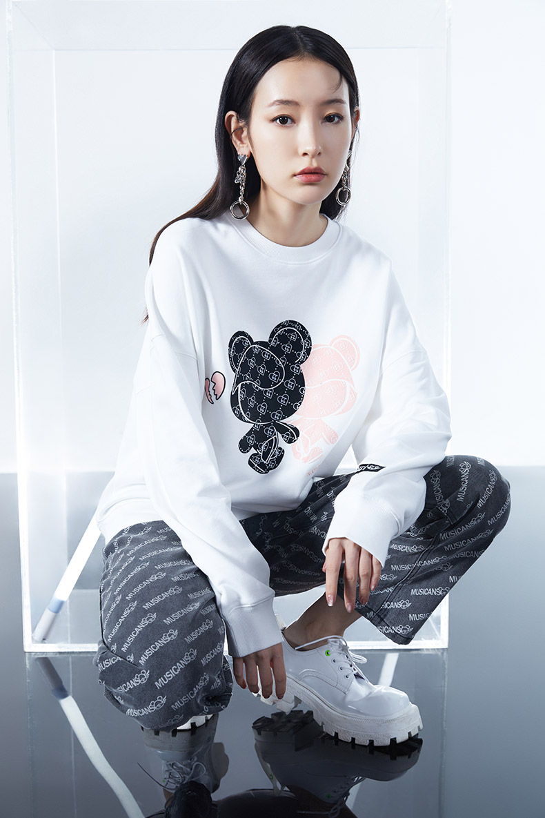 fiveplus5星际熊2021新款女装秋冬设计感元气卫衣女宽