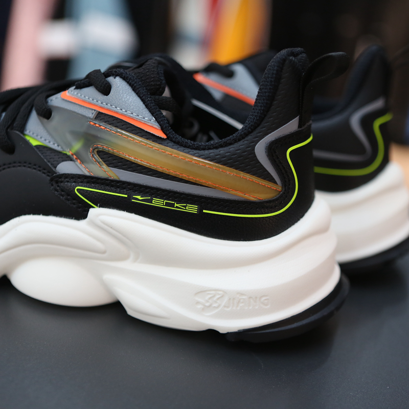 鸿星尔克男鞋2021冬季新品弜弹运动鞋 缓震跑鞋老爹鞋