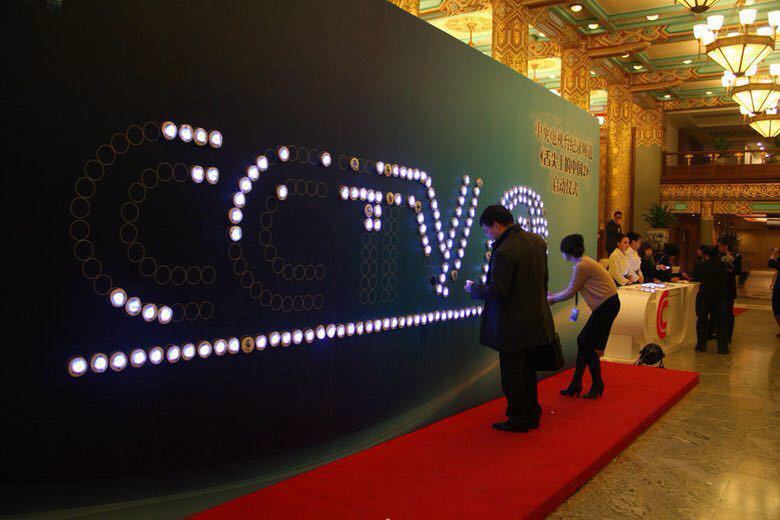 节日公司年会活动灯电池签到灯拍拍小夜灯光盘行动幼儿园按压灯45cm黄