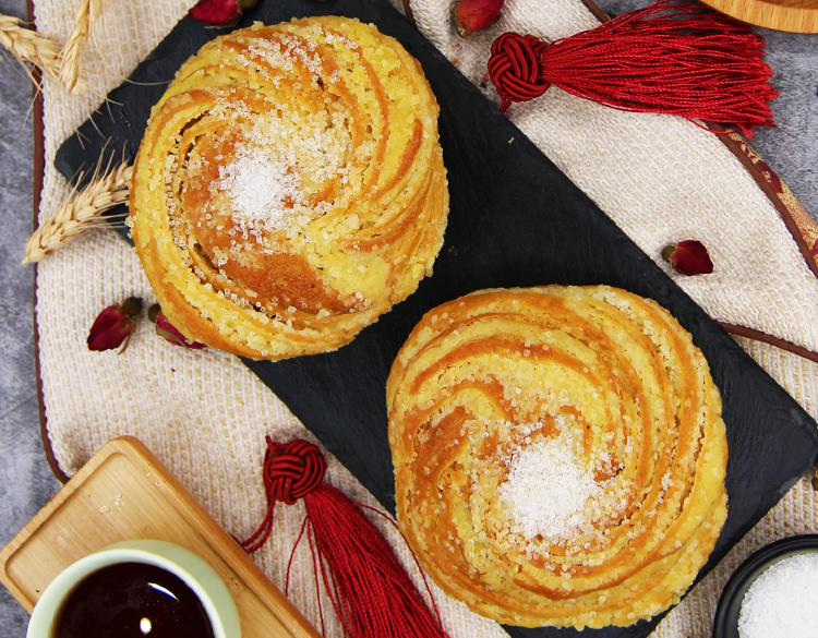 手撕咸油旋甜焙子早餐食品传统糕点内蒙胡麻油糕点整箱批发油旋咸香味