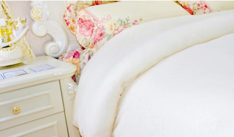 新疆特级棉花新疆特级长绒棉花无网有网夏凉被空调被宝宝婴儿棉被芯