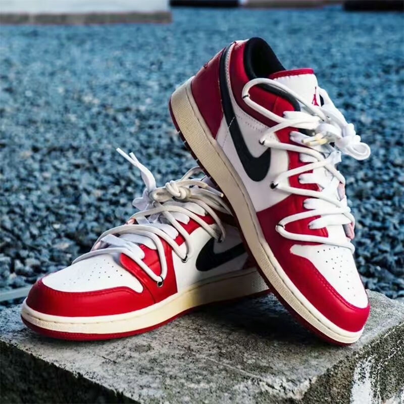 【官方旗舰店】aj1 low 圣诞红白绑带女鞋解构联名低帮运动休闲板鞋