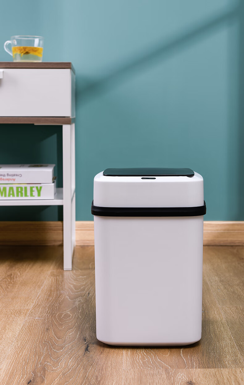 2022感应式垃圾桶智能垃圾桶感应式家用客厅厨房卫生间创意自动带盖